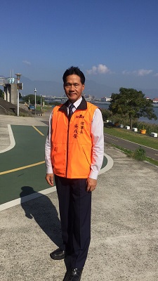 吳戊榮